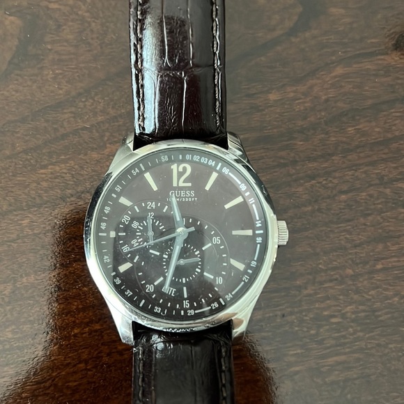 Guess watch - Picture 1 of 5